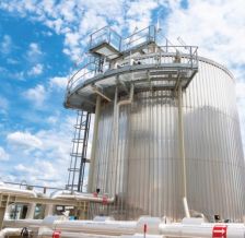 مخزن و سازه فلزی